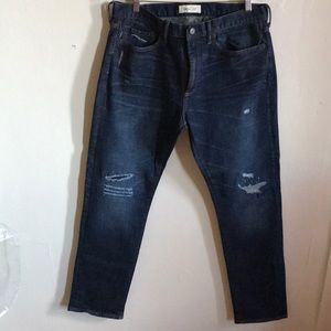 Gap slim jeans sz 32x30 98% cotton 2% spandex